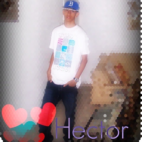 Hector Reyes Photo 19