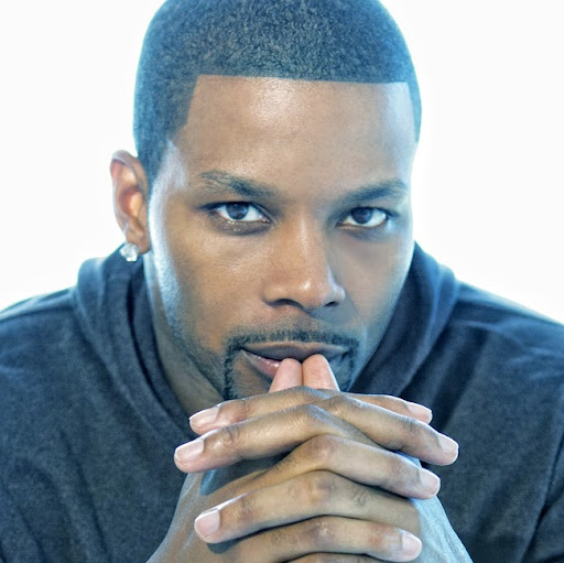 Kerry Rhodes Photo 33